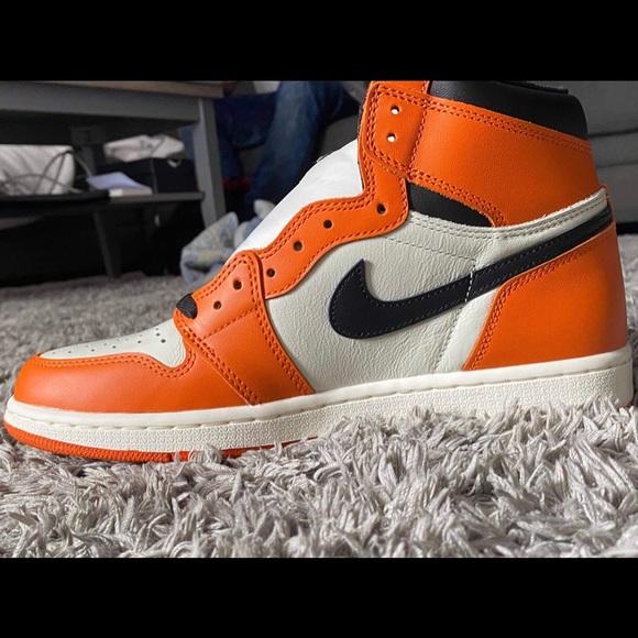 Jordan 1 Reversed Shatterd Backboard - Picture 5 of 14